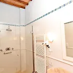 San Pietro Sopra Le Acque & 4*