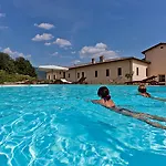 Feriested San Pietro Sopra Le Acque & 4*