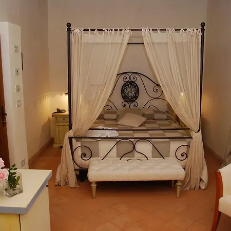 Semesteranläggning (resort) San Pietro Sopra Le Acque & 4*