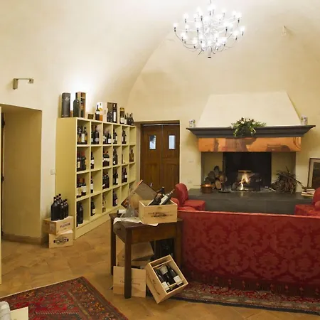 San Pietro Sopra Le Acque & 4*