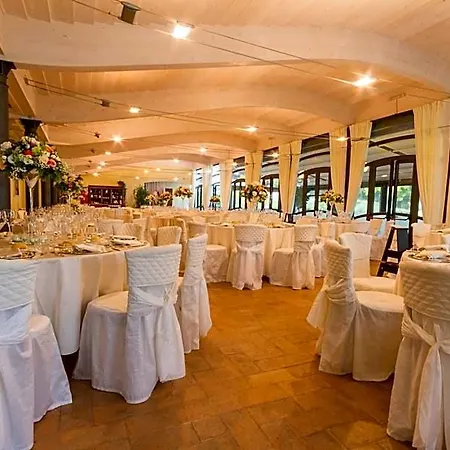 San Pietro Sopra Le Acque & Semesteranläggning (resort)