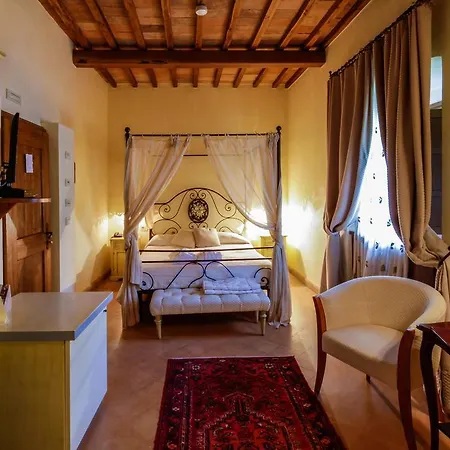 Üdülőközpont San Pietro Sopra Le Acque & Spa