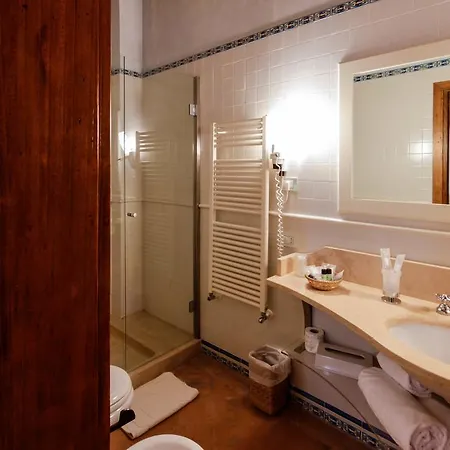 San Pietro Sopra Le Acque & Spa Massa Martana