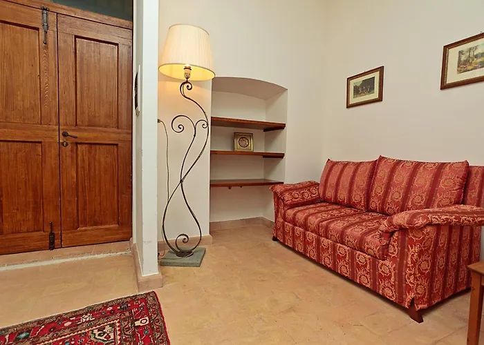 San Pietro Sopra Le Acque & 4*