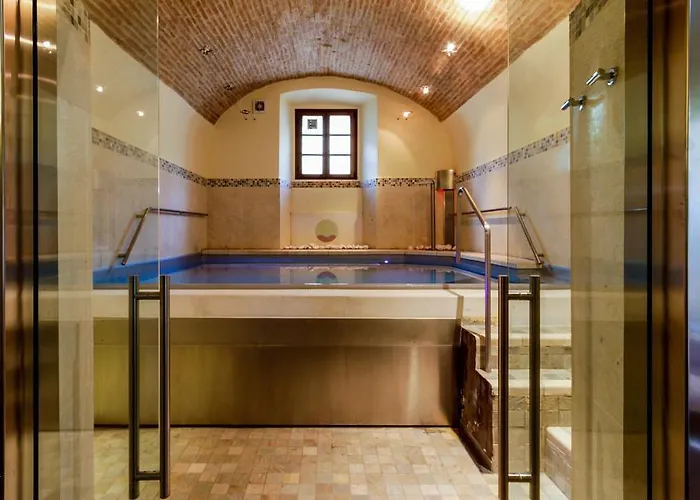 San Pietro Sopra Le Acque & 4*